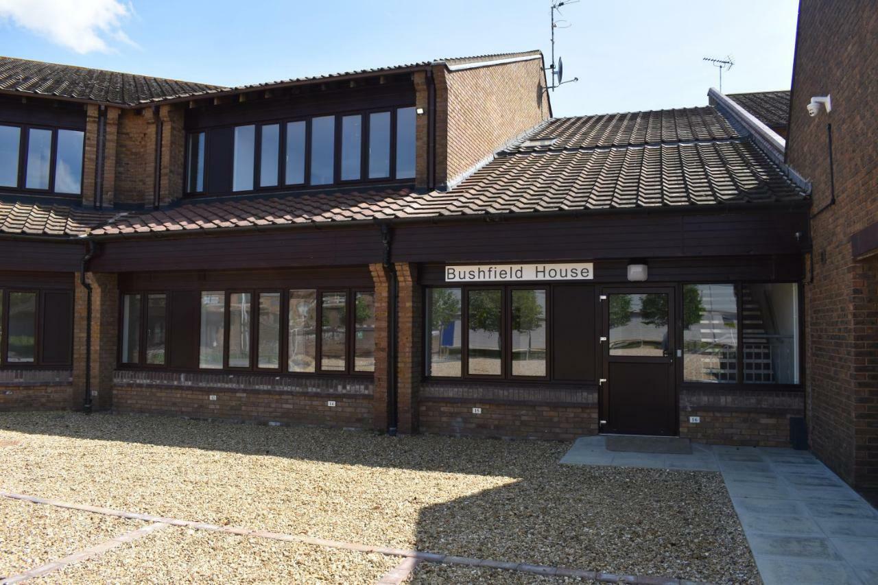 דירות פטרבורו Bushfield House מראה חיצוני תמונה